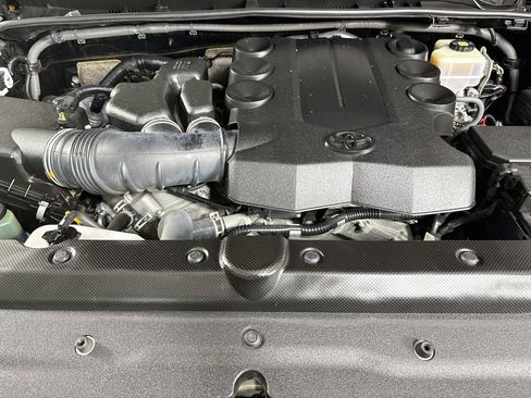 Used 2021 Toyota 4Runner Nightshade AWD/4WD image 32