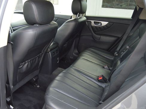 Used 2017 INFINITI QX70 3.7 AWD/4WD image 16
