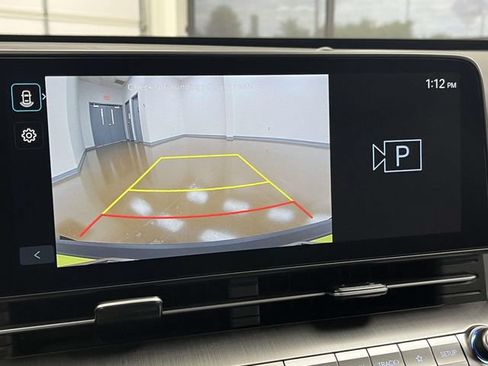 Certified 2025 Hyundai Kona SEL FWD image 29