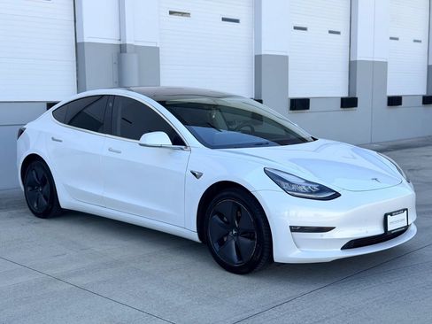 Used 2018 Tesla Model 3 Long Range RWD image 7