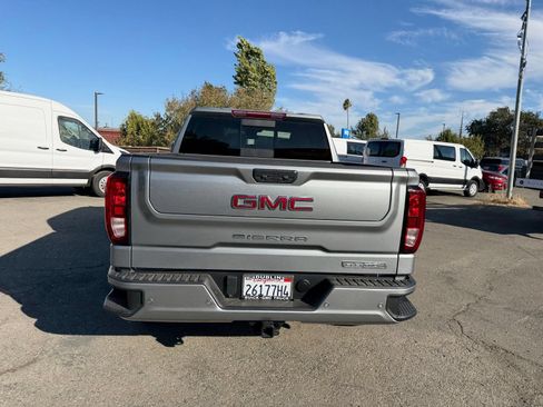 Used 2026 GMC Sierra 1500 Elevation w/ Elevation Premium Package AWD/4WD image 4