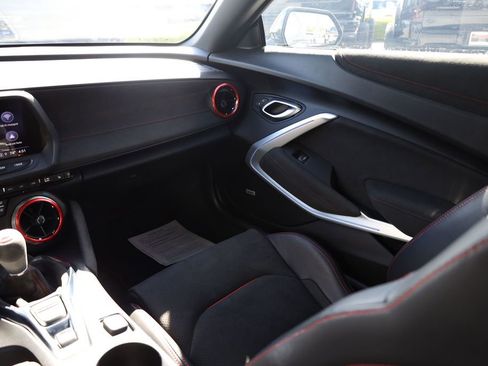 Used 2021 Chevrolet Camaro ZL1 RWD image 20