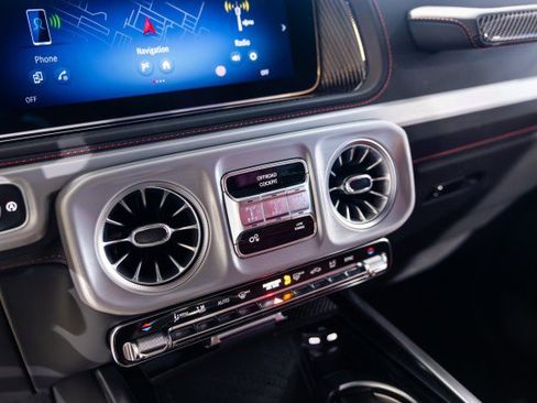 Used 2025 Mercedes-Benz G 63 AMG 4MATIC image 34