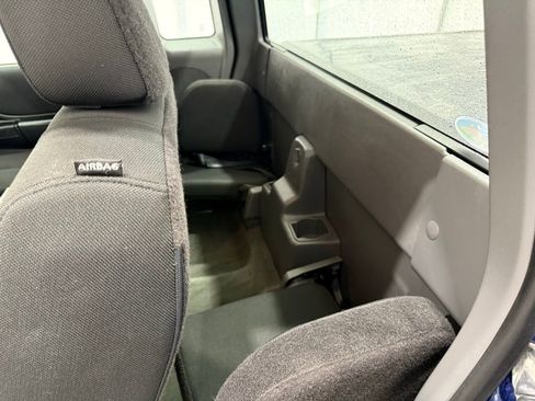 Used 2011 Ford Ranger XLT image 18