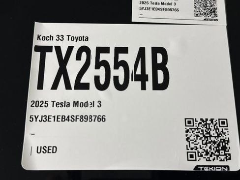 Used 2025 Tesla Model 3 Long Range image 25