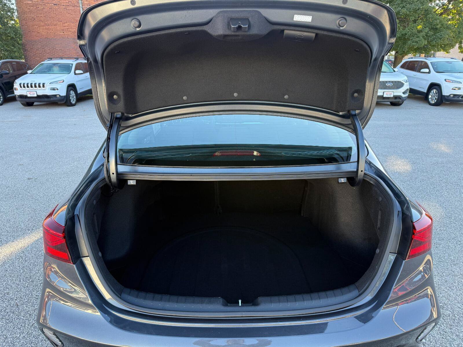 Used 2023 Kia Forte LXS FWD image 14