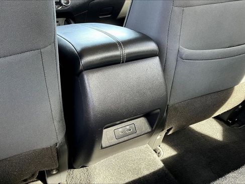 Used 2024 Nissan Altima 2.5 SV image 11