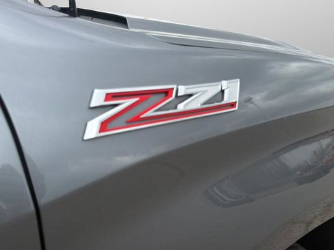 Used 2019 Chevrolet Silverado 1500 LT w/ All-Star Edition AWD/4WD image 28