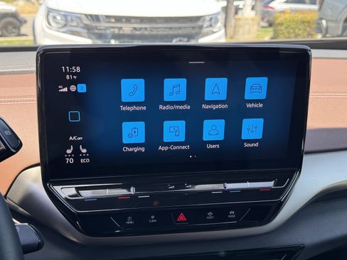 Used 2023 Volkswagen ID.4 Pro RWD image 24