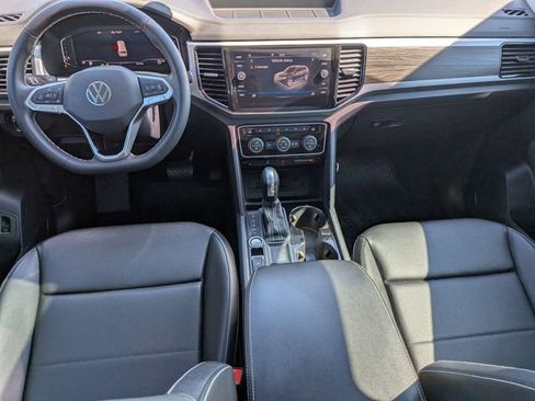 Used 2023 Volkswagen Atlas SE FWD image 15