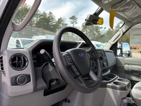 New 2027 Ford E-350 and Econoline 350 Super Duty w/ Power Equipment Group RWD image 10
