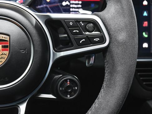 Used 2023 Porsche Cayenne GTS image 40