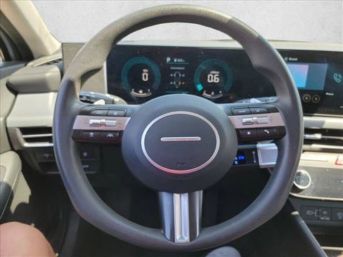 Used 2025 Hyundai Sonata SEL FWD image 13