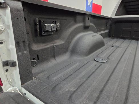 Used 2023 RAM 3500 Laramie AWD/4WD image 32