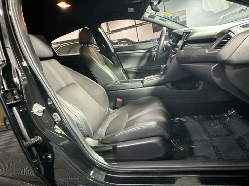 Used 2020 Honda Civic Sport image 32