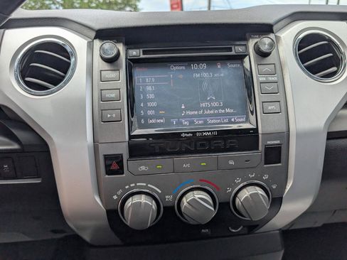 Used 2014 Toyota Tundra SR5 RWD image 15