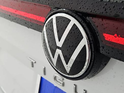 New 2026 Volkswagen Tiguan S AWD/4WD image 11