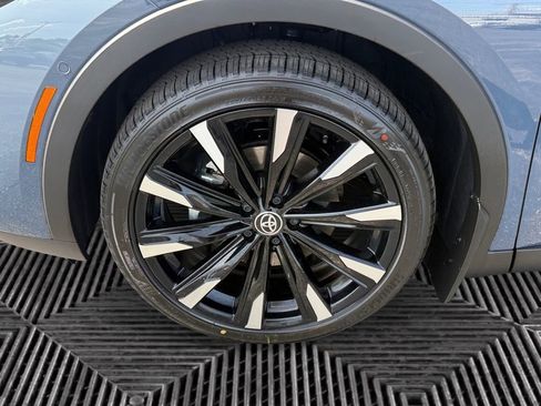 New 2026 Toyota Crown Platinum AWD/4WD image 14