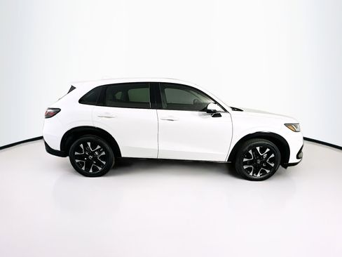 Used 2026 Honda HR-V EX-L image 10