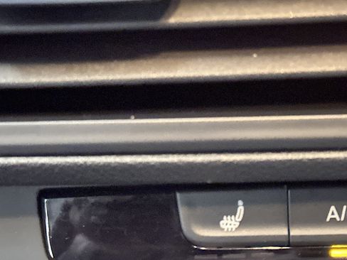 Used 2024 Volkswagen Jetta Sport image 30