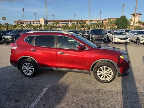 Used 2016 Nissan Rogue SV w/ SV Moonroof Package FWD image 3