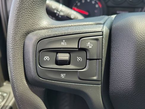 Used 2026 Chevrolet Silverado 1500 Custom RWD image 5
