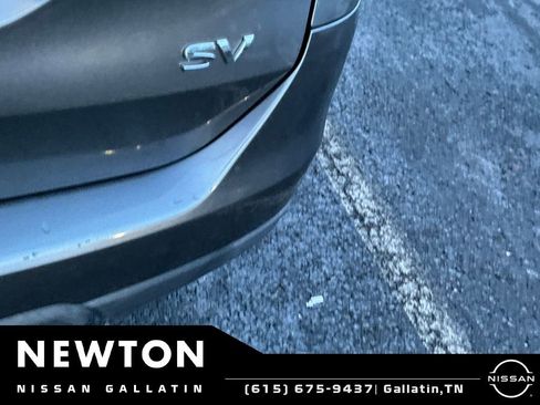 Used 2016 Nissan Rogue SV FWD image 4