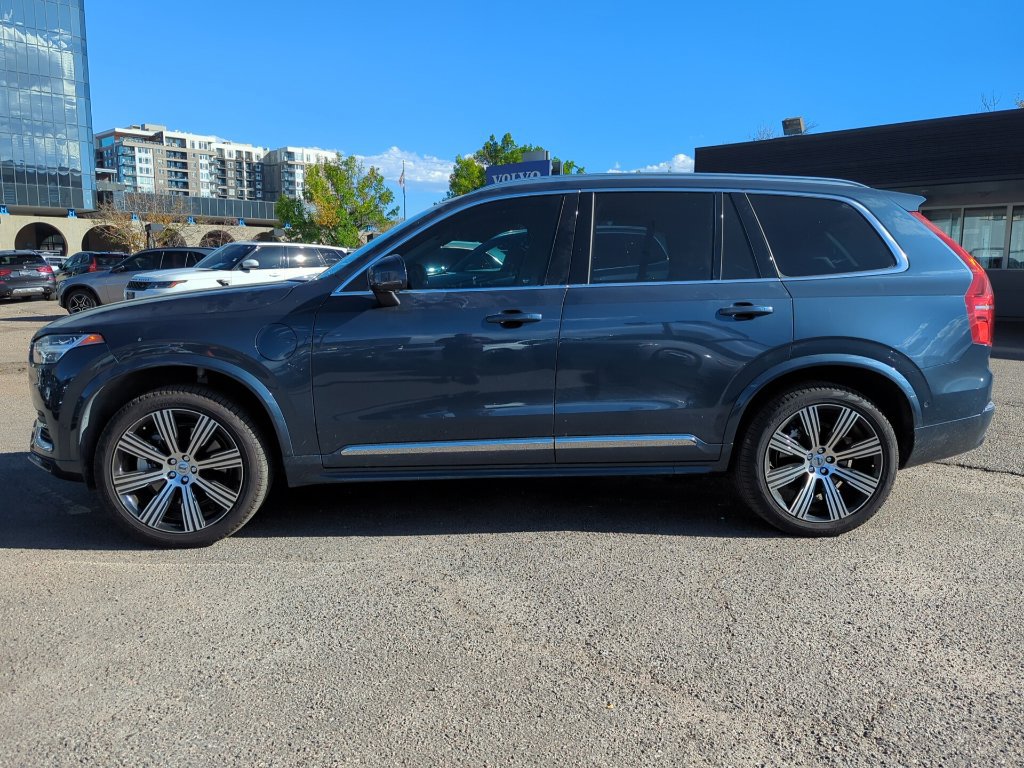 Used 2025 Volvo XC90 T8 Ultra w/ Protection Package Premier AWD/4WD image 4