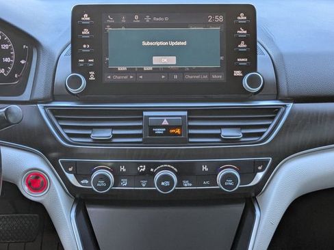 Used 2018 Honda Accord EX-L image 21