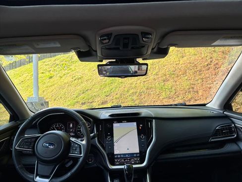 Used 2023 Subaru Outback Touring XT AWD/4WD image 6