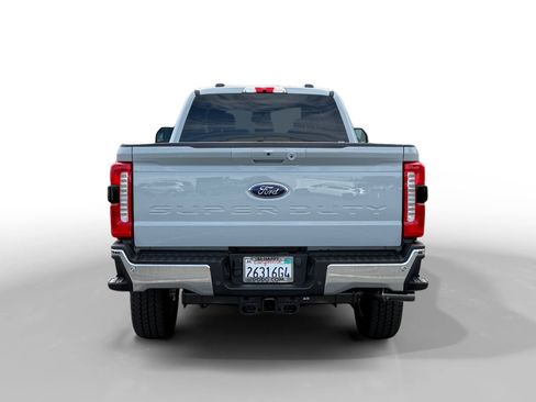 Certified 2025 Ford F350 Lariat w/ Chrome Package AWD/4WD image 4