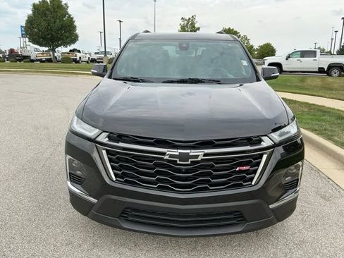 Used 2023 Chevrolet Traverse RS AWD/4WD image 9