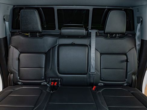 Used 2020 Chevrolet Silverado 2500 LTZ w/ LTZ Premium Package image 23