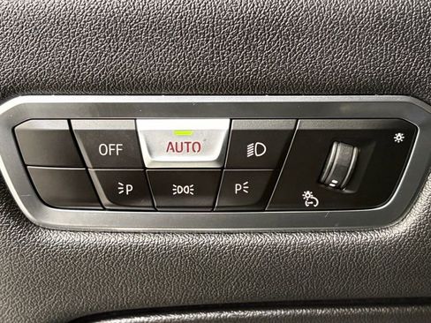Used 2023 BMW X7 xDrive40i AWD/4WD image 41