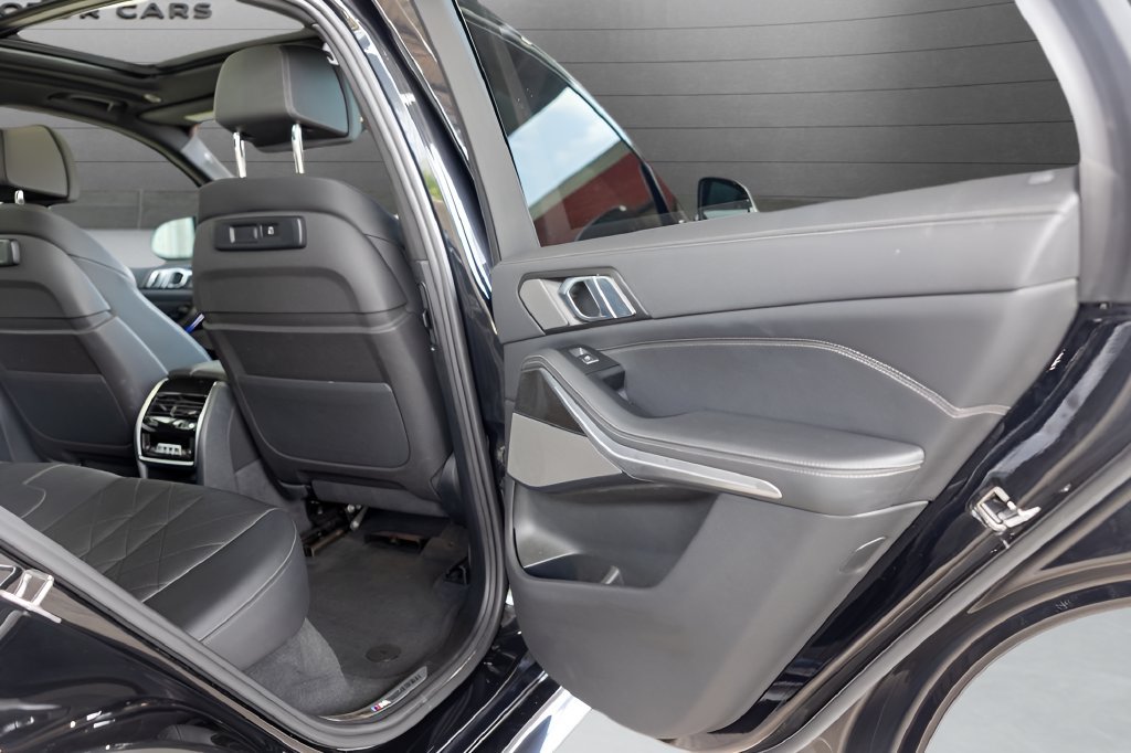 Used 2023 BMW X5 M50i w/ Climate Comfort Package AWD/4WD image 58