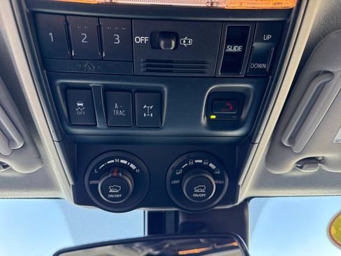 Used 2022 Toyota 4Runner TRD Pro AWD/4WD image 30