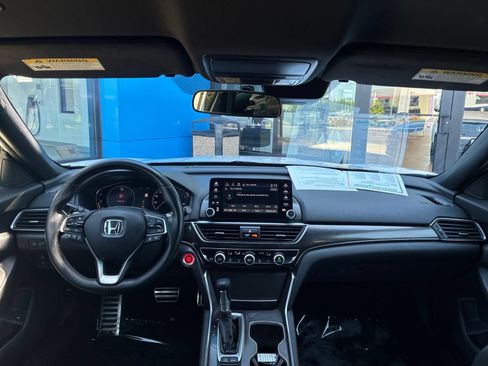 Used 2019 Honda Accord Sport image 18