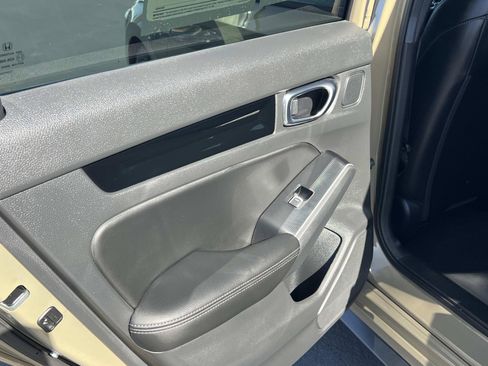 Certified 2025 Honda Civic Sport Touring image 23