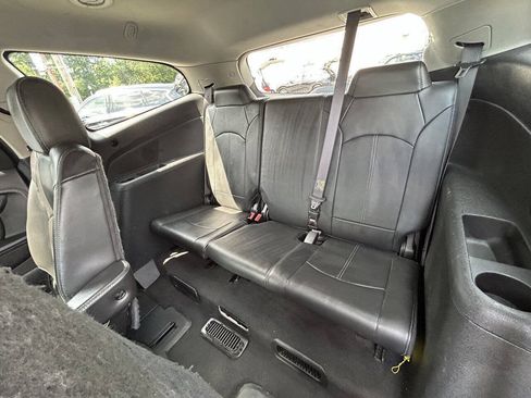 Used 2015 Chevrolet Traverse LT AWD/4WD image 8