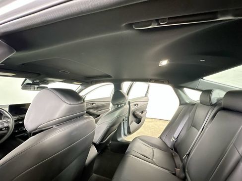 Used 2024 Honda Accord Sport image 13