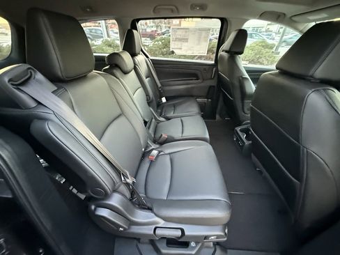 New 2026 Honda Odyssey EX-L image 38