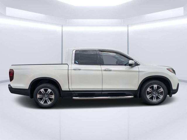 Used 2019 Honda Ridgeline RTL-E image 2