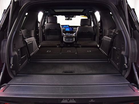 Used 2025 Ford Expedition Tremor AWD/4WD image 36