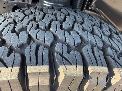 Used 2023 Jeep Wrangler Unlimited Rubicon image 28