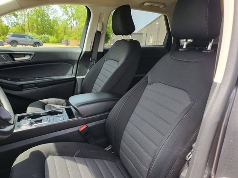 Certified 2024 Ford Edge SE w/ Black Appearance Package AWD/4WD image 15