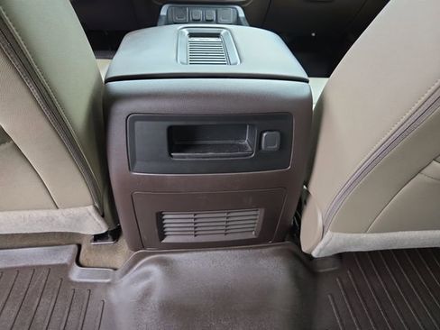 Used 2018 GMC Sierra 1500 SLT image 11