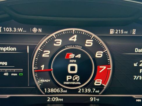 Used 2017 Audi A4 2.0T Premium w/ Convenience Package AWD/4WD image 20