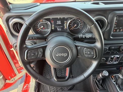 Used 2021 Jeep Wrangler Sport AWD/4WD image 22