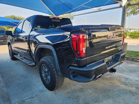 Used 2020 GMC Sierra 1500 AT4 w/ AT4 Premium Package AWD/4WD image 3
