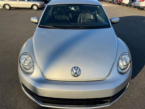 Used 2012 Volkswagen Beetle 2.5 image 19
